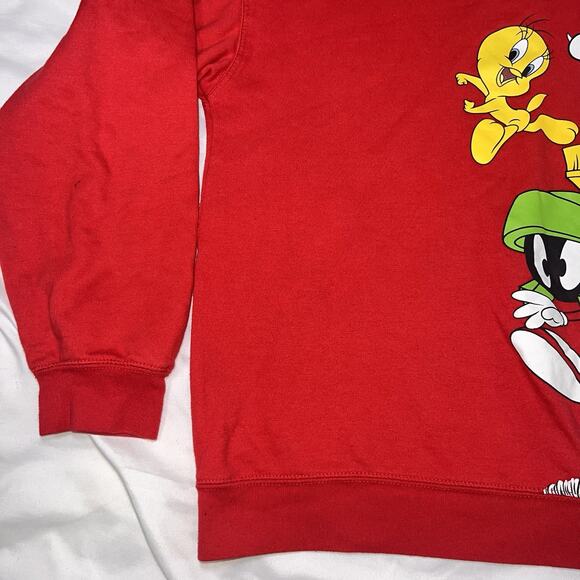 Looney Tunes Sweatshirt Youth Size XL 15-17 Red Wrap Around Graphic Pullover - Picture 2 of 14